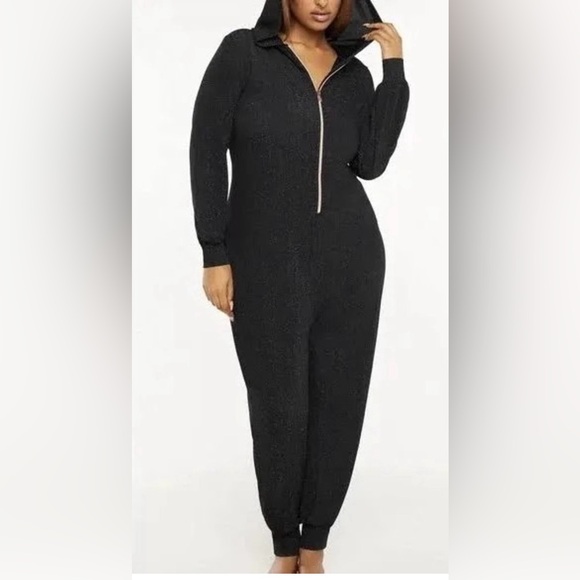 NWT Savage X Fenty Black Sparkly Hooded Stretch Jumpsuit Womens Sz L Relaxed Fit - Picture 1 of 16